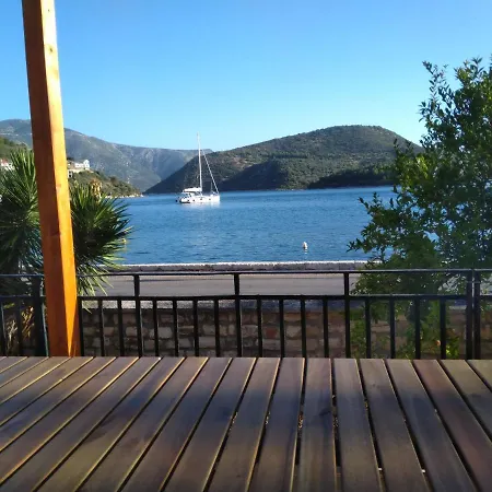 Barracks 1856 ואטי